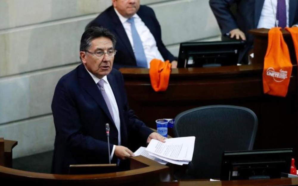 Las preguntas a Néstor Humberto, más allá del ad hoc