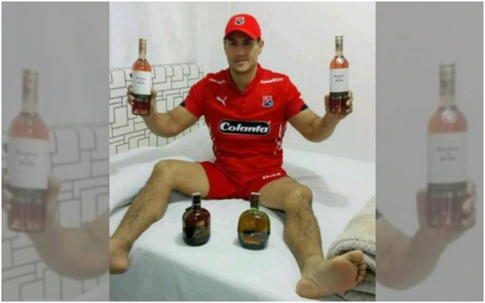 Las pruebas de la Fiscalía golpean a Monsalve, pero no a su versión contra Uribe