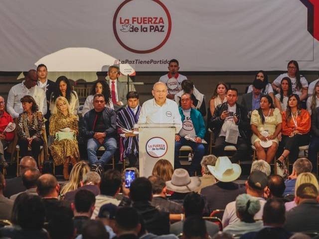 Roy monta un partido independiente de Petro con santistas y barones