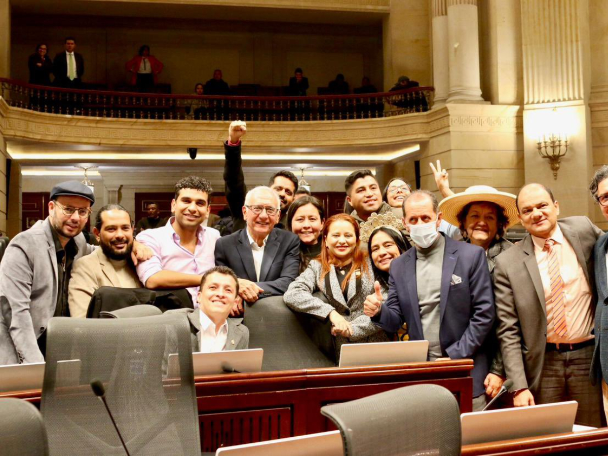 Gobierno logra nuevo impulso a la reforma.