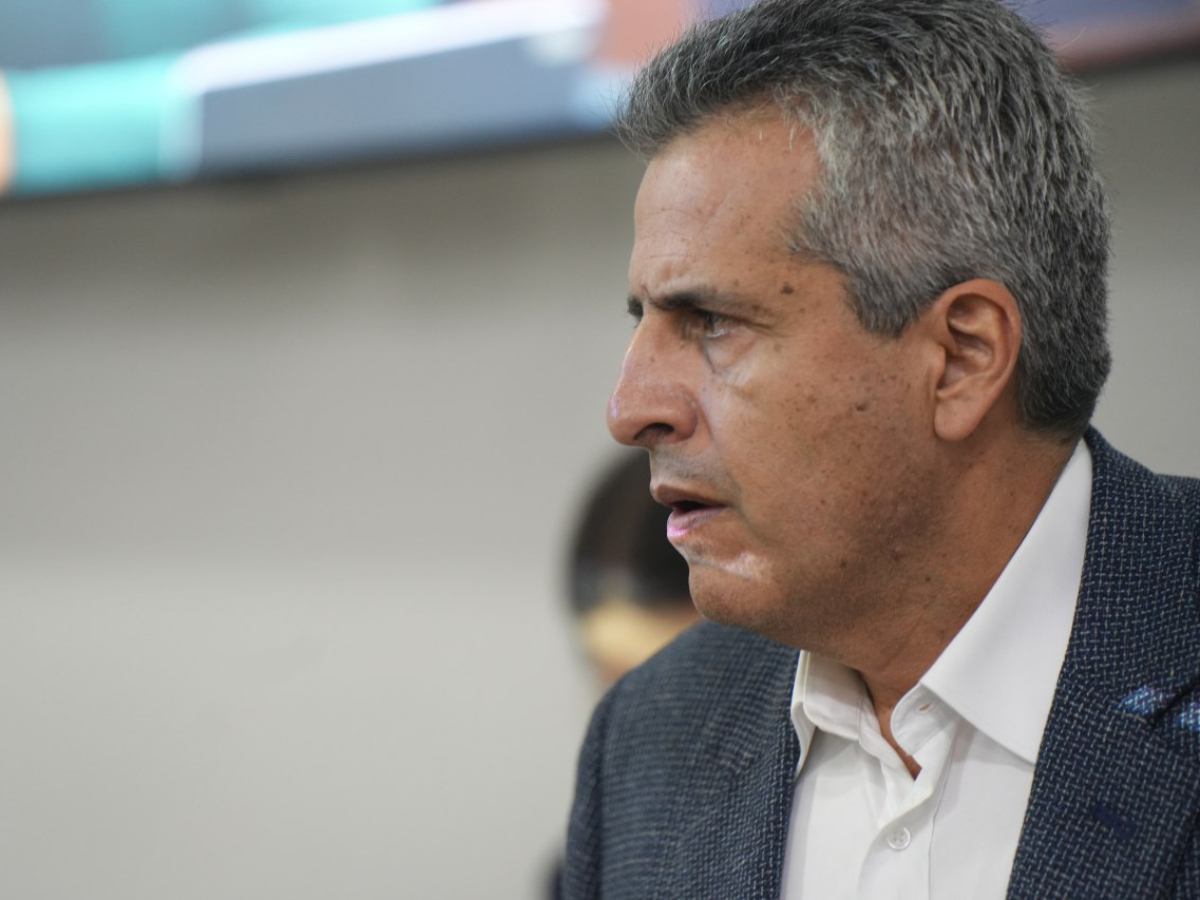 Luis Fernando Velasco, ministro del Interior.