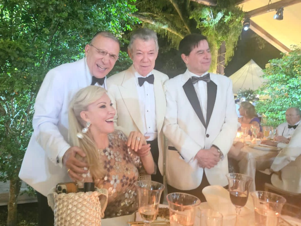 De izquierda a derecha: Roy Barreras, Dilian Francisca Toro, Juan Manuel Santos y Juan Fernando Cristo.