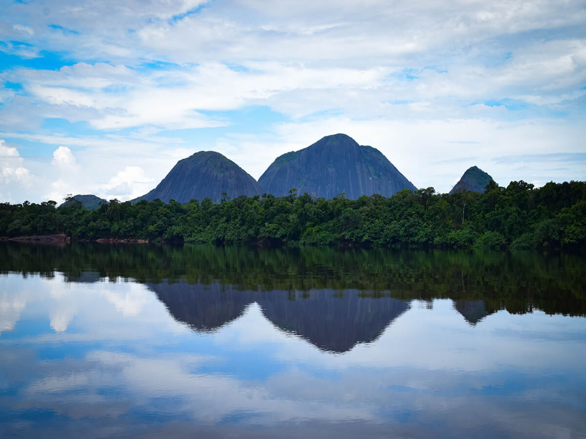 Juez ordena provisionalmente a resguardo Chorrobocón no hacer minería